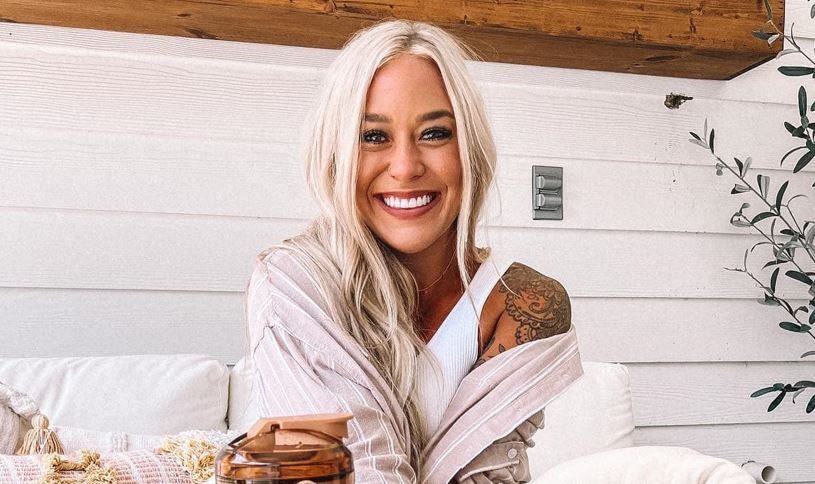 Holley Gabrielle Net Worth