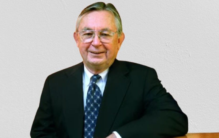 Larry Dolan
