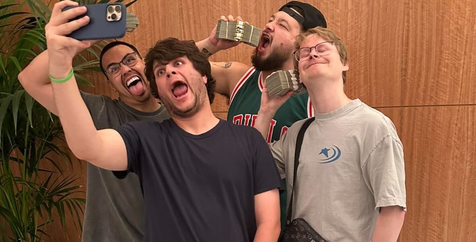 Brett Stern Net Worth